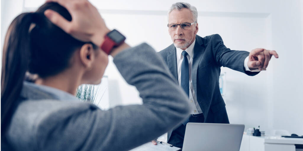 Zur fristlosen Kündigung wegen Arbeitszeitbetrugs - Einzelfallentscheidung